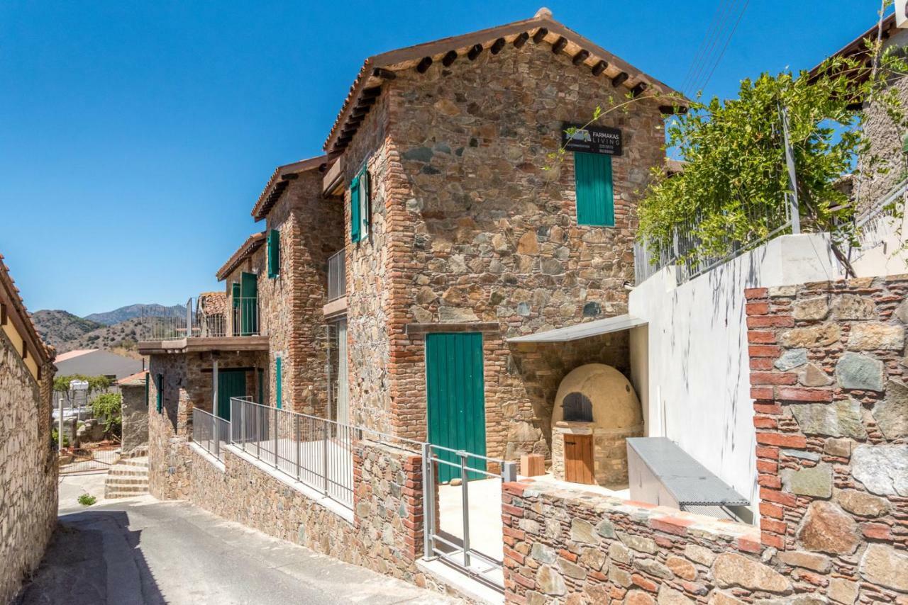 Farmakas Living Exterior foto