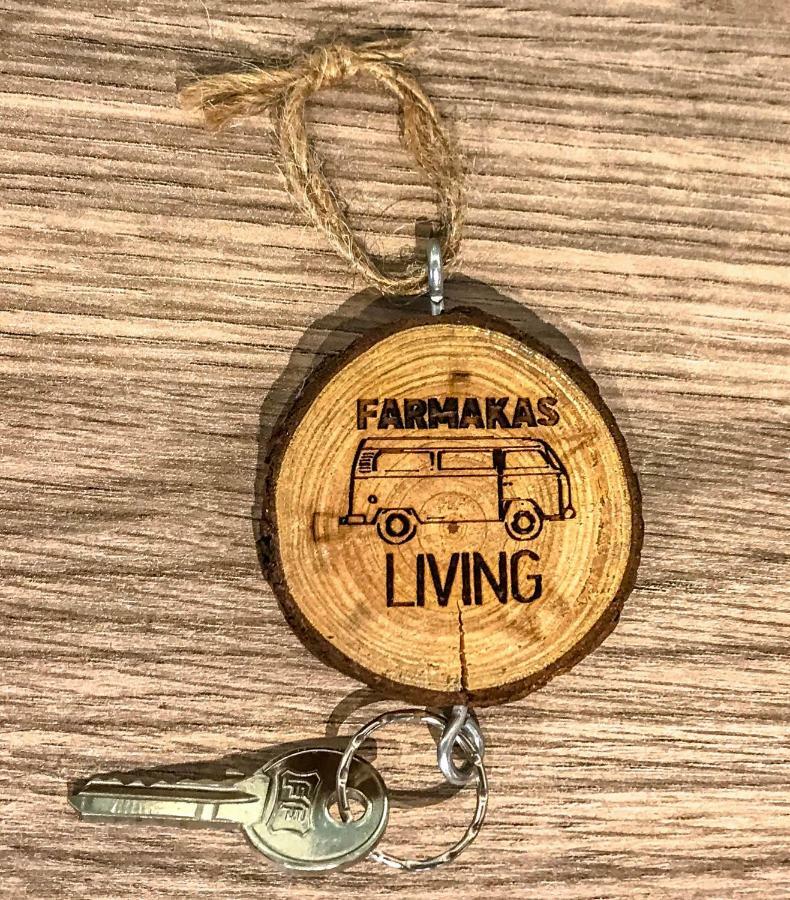 Farmakas Living Exterior foto